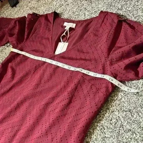 Candies Womens Mini Dress Red Triangle Eyelet Long Sleeve V-Neck Pullover Size M - Picture 9 of 9